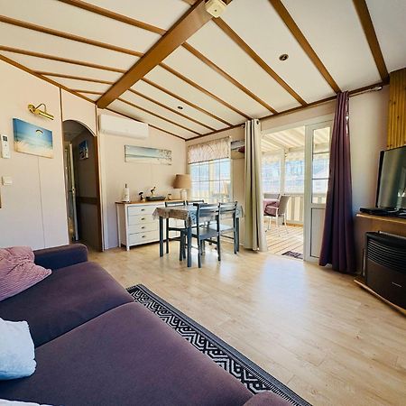 Mobil'Home Climatise Terrain Prive Proche Du Zoo De La Palmyre Les Mathes Exterior photo